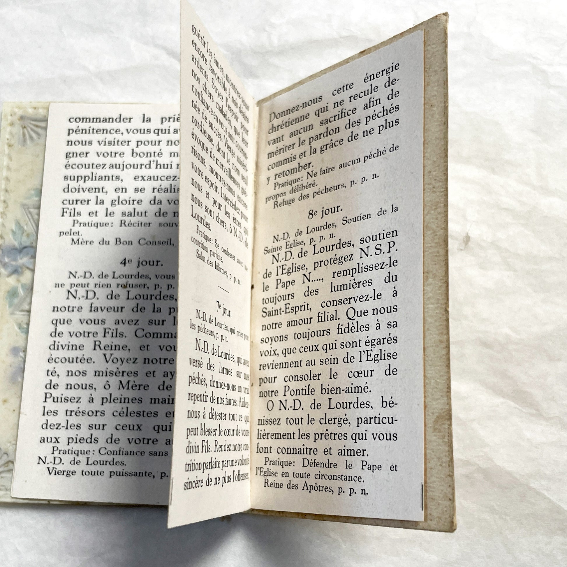 1900s - Antique Devotional Booklet Lourdes Madonna - Souvenir Prayer Book - French Catholic Pilgrim Memorabilia - Religious Art Prayer