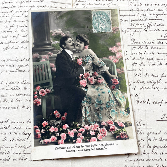 1900s - Vintage French Postcard - Hand Colored Romantic Couple Roses - Belle Époque Love Scene Memorabilia - Antique Art Nouveau