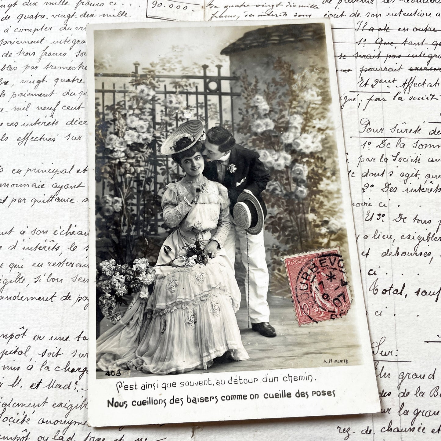 1900s - French Romantic Kiss Postcard - Belle Époque Couple - Edwardian Fashion - Vintage Love Letter Ephemera - Collectible Paper Art