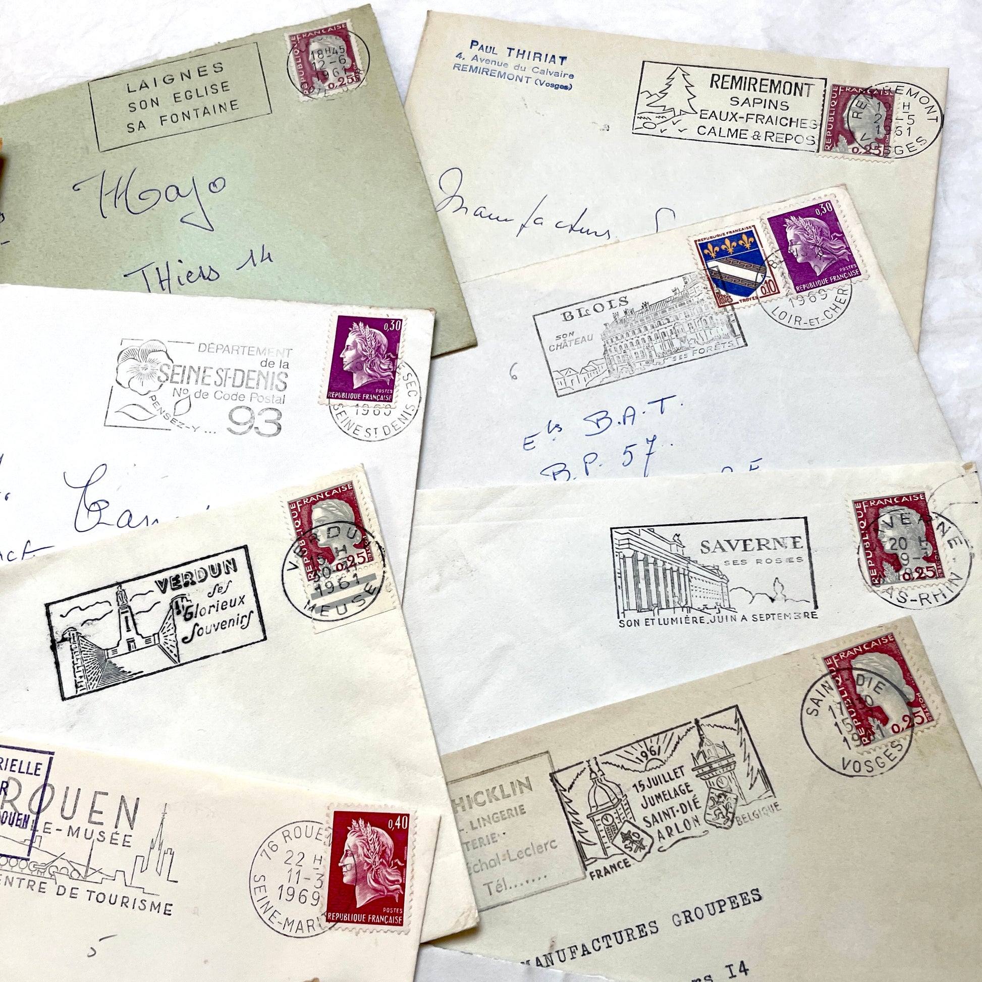Lot of 20 French envelopes from the 1960s, featuring various postmarks and vintage stamps with Marianne and Rooster designs.