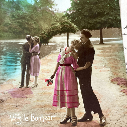 1920s - Vintage French Hand-Colored Postcard - Romantic Lovers Park Scene - Belle Epoque Era - Couple Kissing - Poetic Love Quote