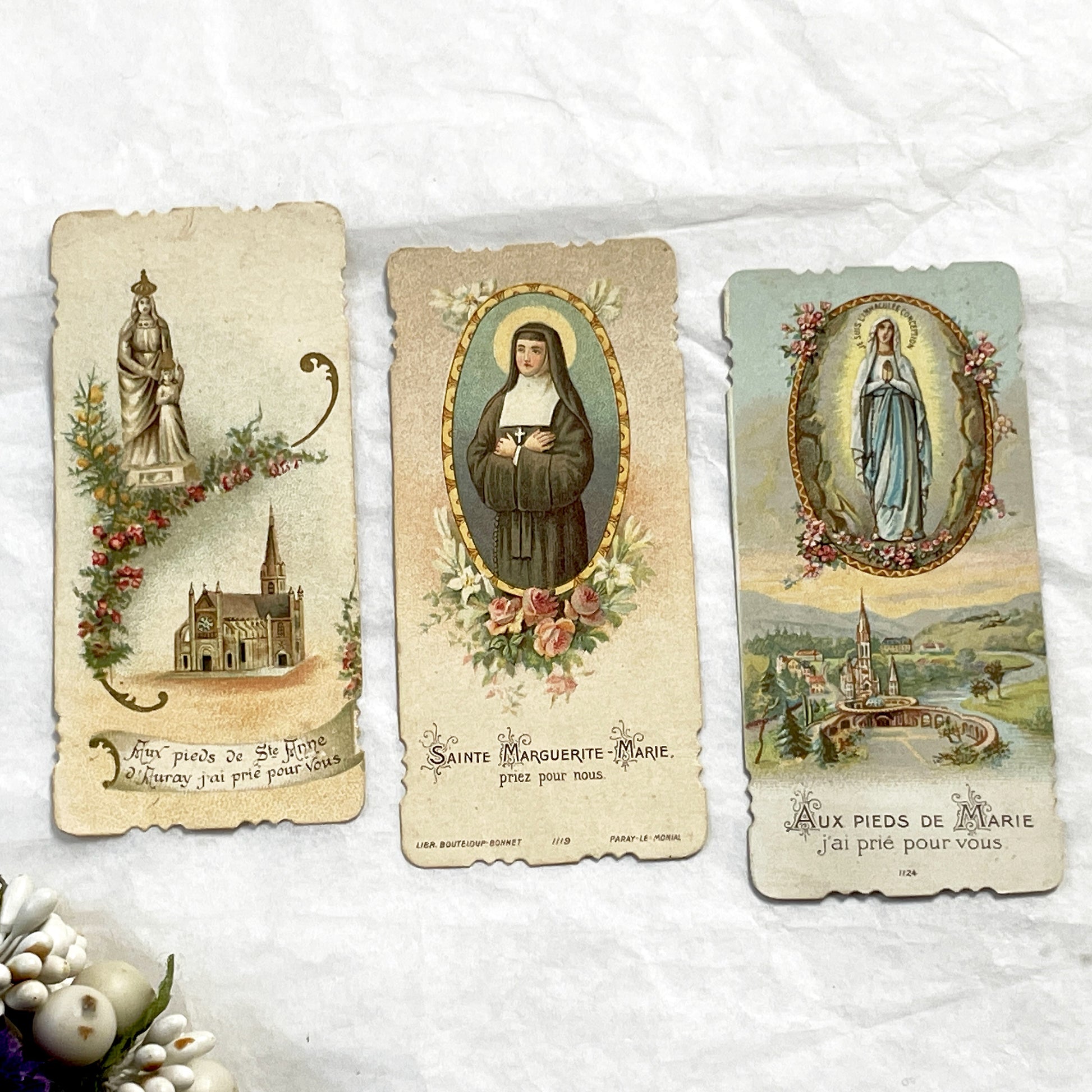 1900s - 3 Vintage French Catholic Prayer Cards - Holy Pictures with Saints and Virgin Mary - Devotional Religious Ephemera - Sacred Art