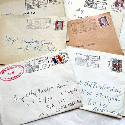 Lot of 20 1960s French envelopes with vintage stamps, diverse postmarks, and handwritten addresses.