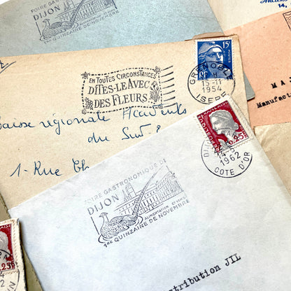 Lot of 20 1960s French envelopes with vintage stamps, diverse postmarks, and handwritten addresses.