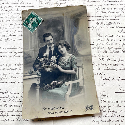 1910s - Vintage French Hand-Colored Romantic Postcard - Sentimental Couple Portrait - Studio Photo - Parisian Postcard - Antique Collectible