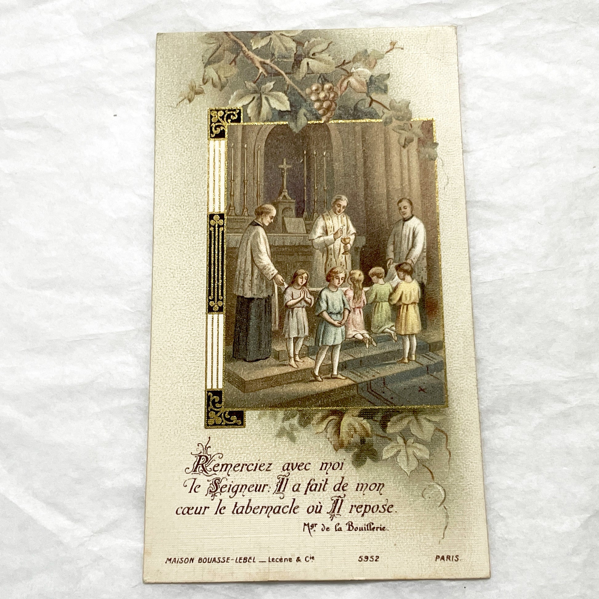 1910s - 2 Vintage French Religious Communion Cards - First Communion Souvenir Booklet - Children Receiving Eucharist - Catholic Ephemera