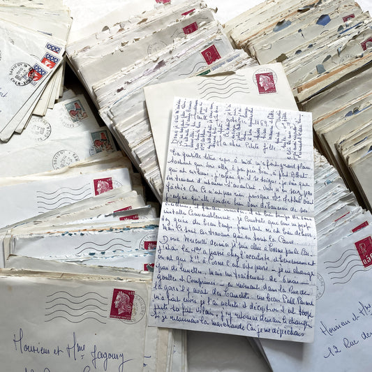 1960s - 1970s - 5 or 10 letters from a mother to her daughter and her son-in-law - Handwritten letters in their envelope
