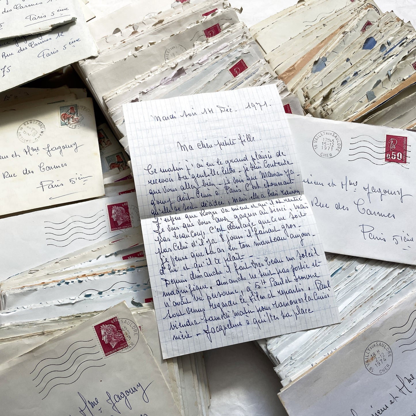 1960s - 1970s - 5 or 10 letters from a mother to her daughter and her son-in-law - Handwritten letters in their envelope