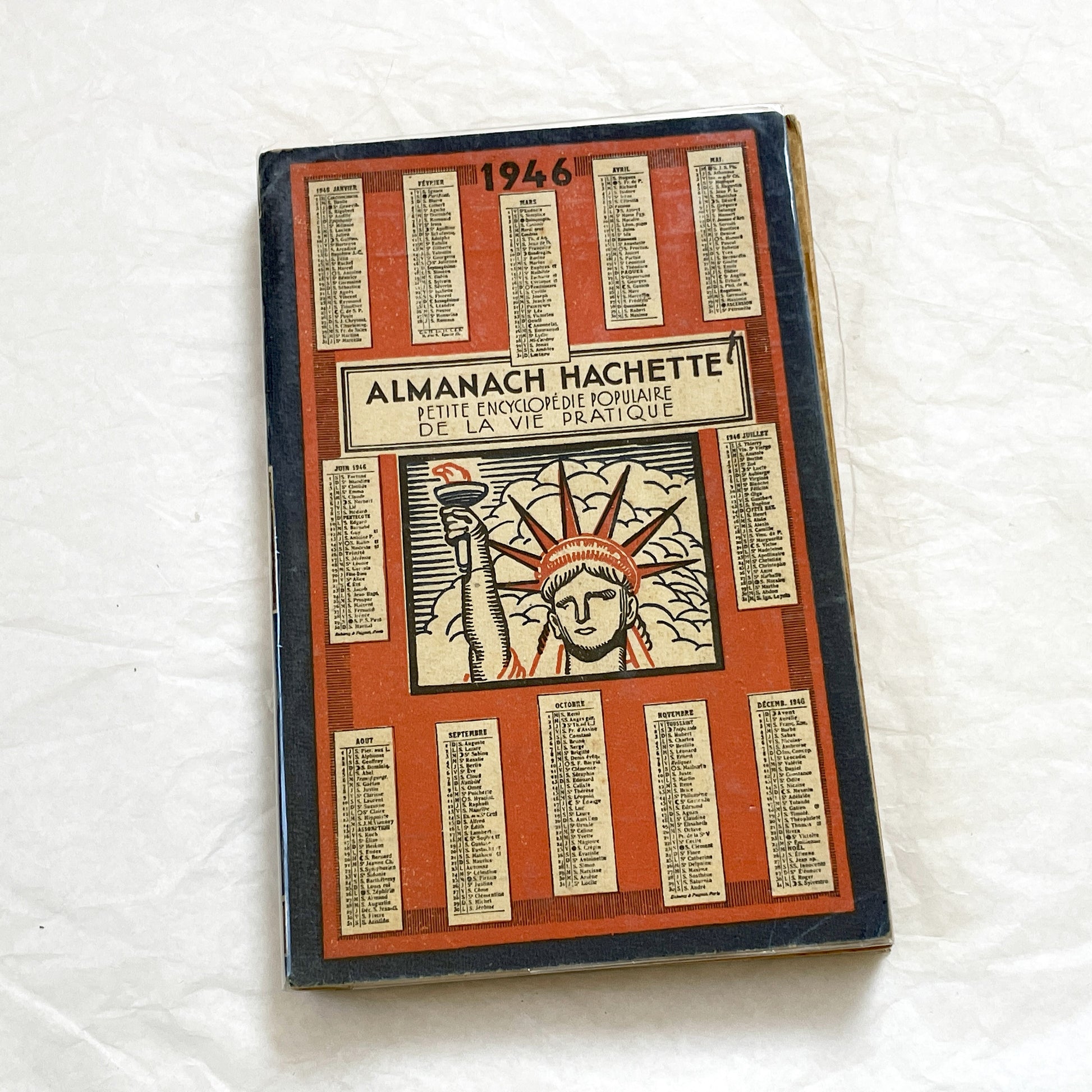1940s – 300 Pages - Almanach Hachette – Vintage French illustrated almanac – Practical life & advertising encyclopedia