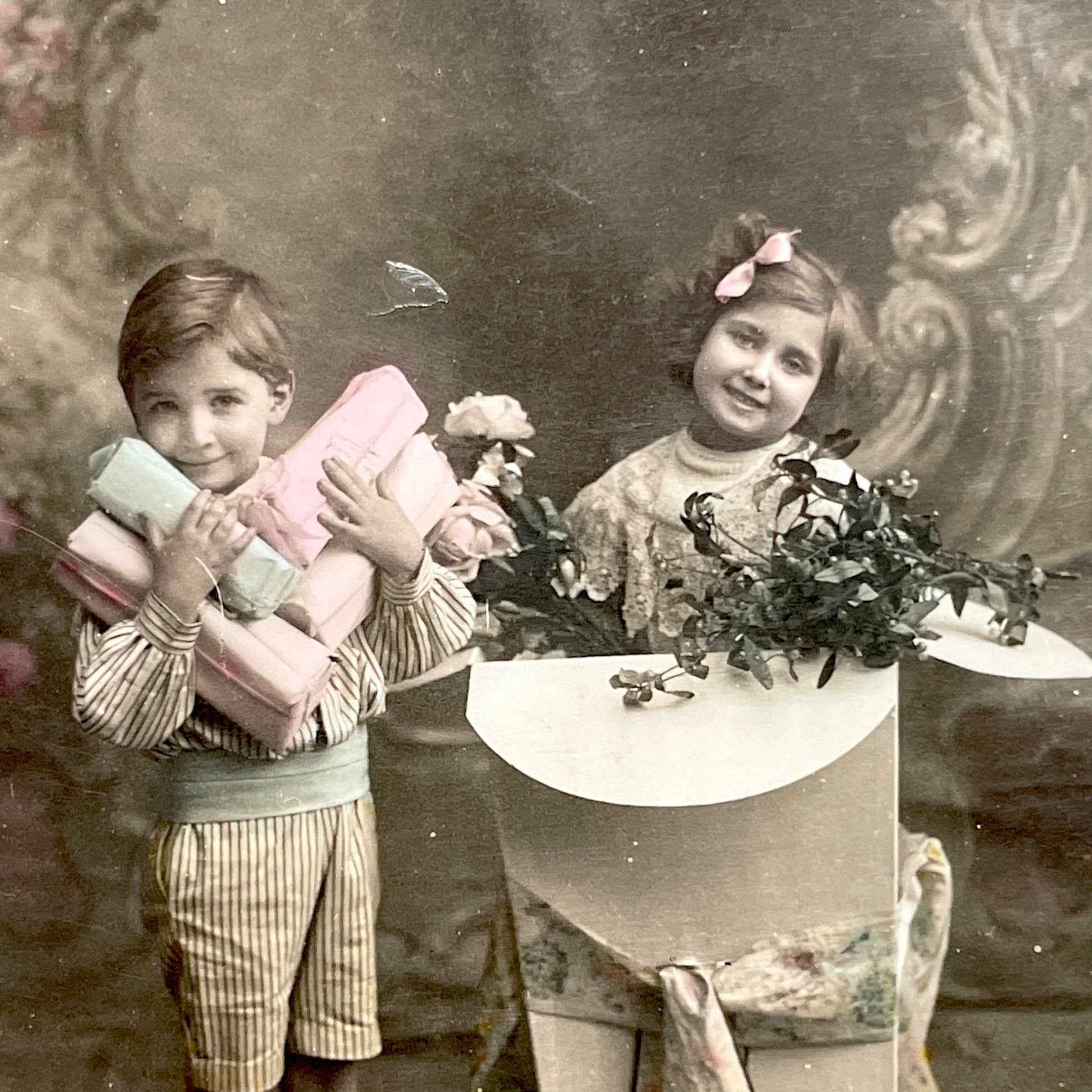 1910s - Antique French New Year Postcard - Vintage Children's Holiday Greeting Card - Happy New Year Ephemera Collectible Art