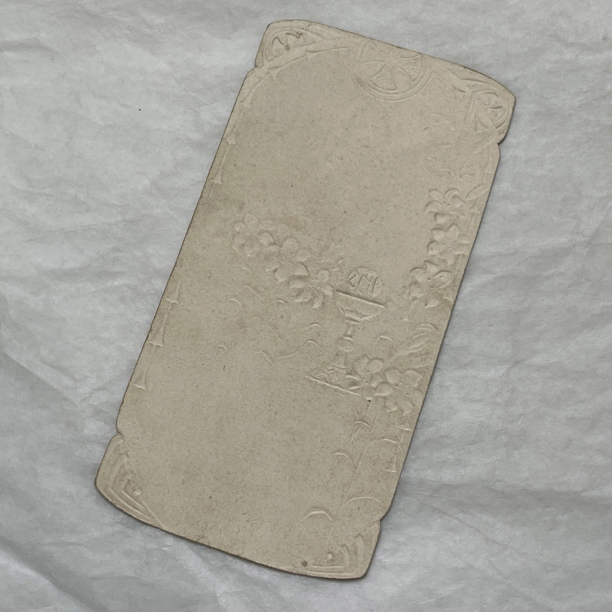 1910s - Vintage French Religious Holy Card - Jesus Christ - Eucharist - Lilies - Gold Accents - Devotional Art - Collectible Catholic Gift