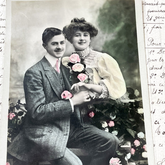 1900s - Vintage French Postcard - Romantic Belle Époque Couple - Hand-Tinted Photo - Love Message - Antique Ephemera Collectible Art