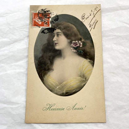 1910s - French Vintage Postcard - Art Nouveau Woman Portrait - Heureuse Année Greeting - Paris January 1911 Mail - Collectible Ephemera