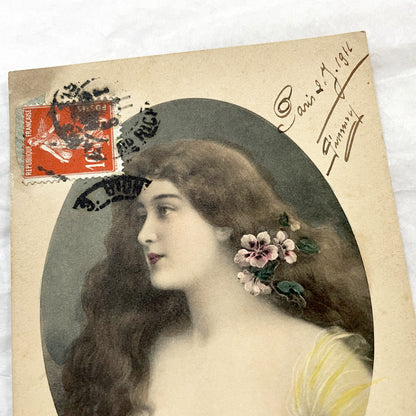 1910s - French Vintage Postcard - Art Nouveau Woman Portrait - Heureuse Année Greeting - Paris January 1911 Mail - Collectible Ephemera