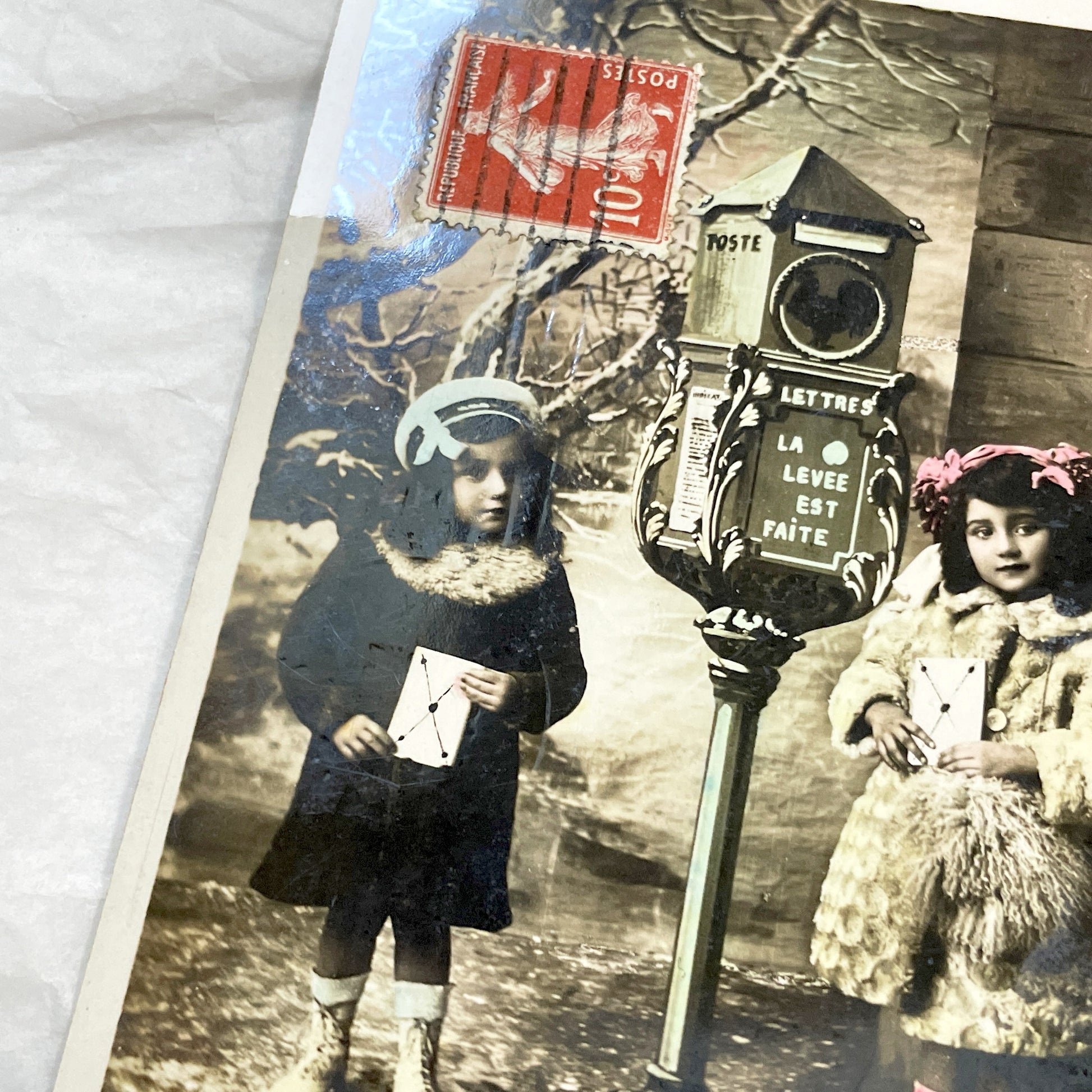 1910s - Vintage French Postcard - Two Children with Mailbox - Heureuse Année - Hand-Tinted Collectible - Antique Ephemera