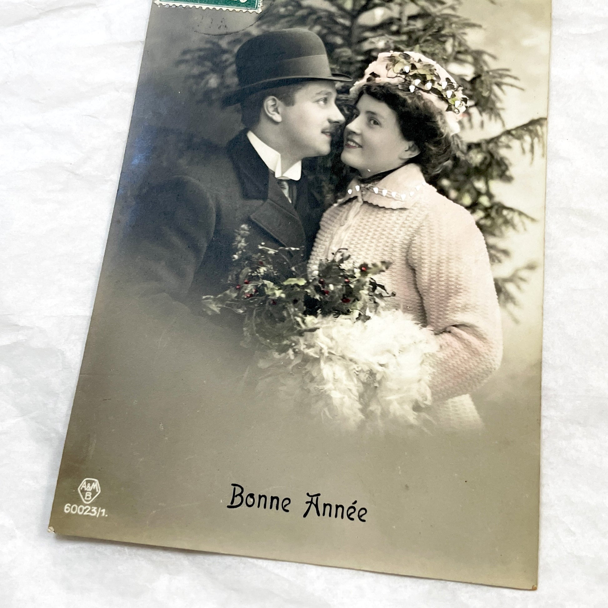 1900s - Vintage French New Year Postcard - Affectionate Couple Portrait - Sepia Tone - Romantic Greeting Card - Antique Ephemera Collectible