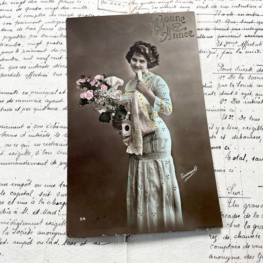 1900s - Hand-Colored French New Year Postcard - Antique Woman Portrait with Flowers - Belle Époque Ephemera - Collectible Art Print.