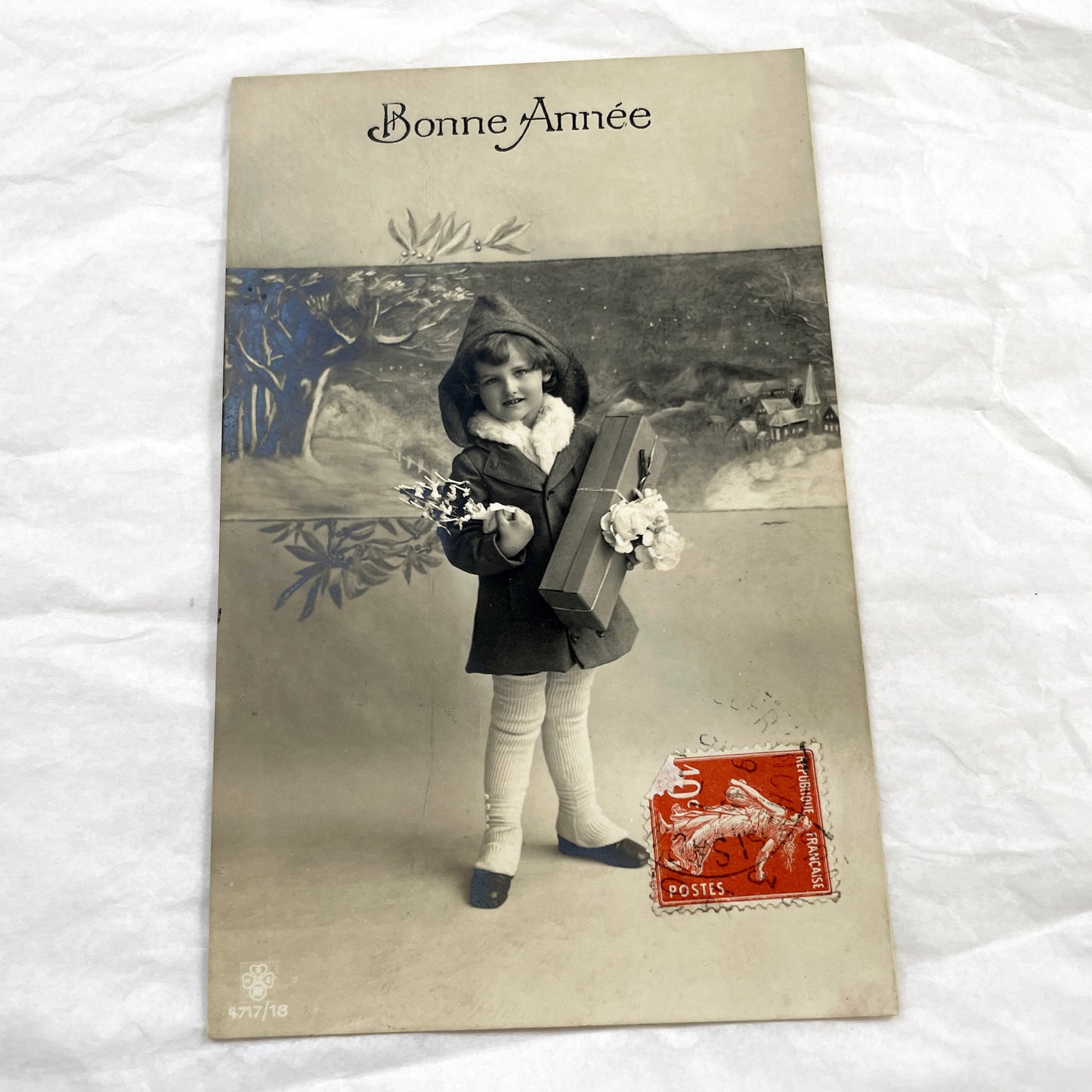 1910s - Antique French Bonne Année Postcard - Vintage Happy New Year Greeting Card - Child Winter Scene Gift - Collectible Ephemera