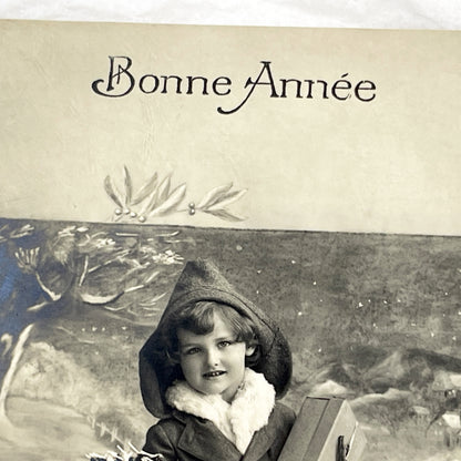 1910s - Antique French Bonne Année Postcard - Vintage Happy New Year Greeting Card - Child Winter Scene Gift - Collectible Ephemera