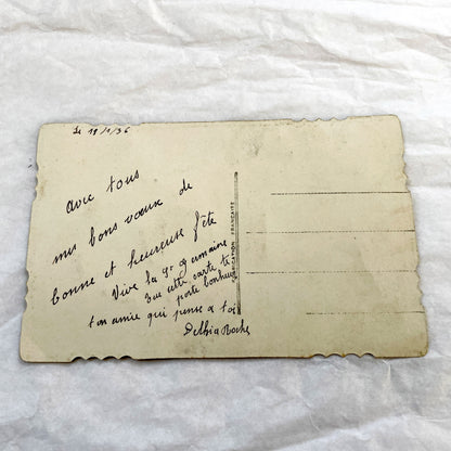 1930s - Vintage French Bonne Fête Greeting Card - Young Couple Photo - Embossed Pink Ribbon - Green Glitter Laurel - Keepsake Ephemera