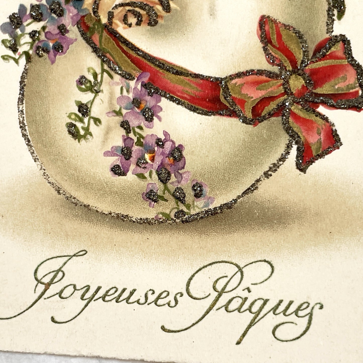1950s - Vintage French Easter Postcard - Delicate Floral Wreath Design - Sparkling Glitter Embellishment - Joyeuses Paques Greeting