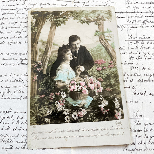 1900s - Romantic Hand-Tinted Edwardian Postcard - Vintage Couple In Flower Garden - Old French Ephemera Love Card - CIRCE Photo
