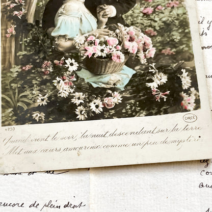 1900s - Romantic Hand-Tinted Edwardian Postcard - Vintage Couple In Flower Garden - Old French Ephemera Love Card - CIRCE Photo