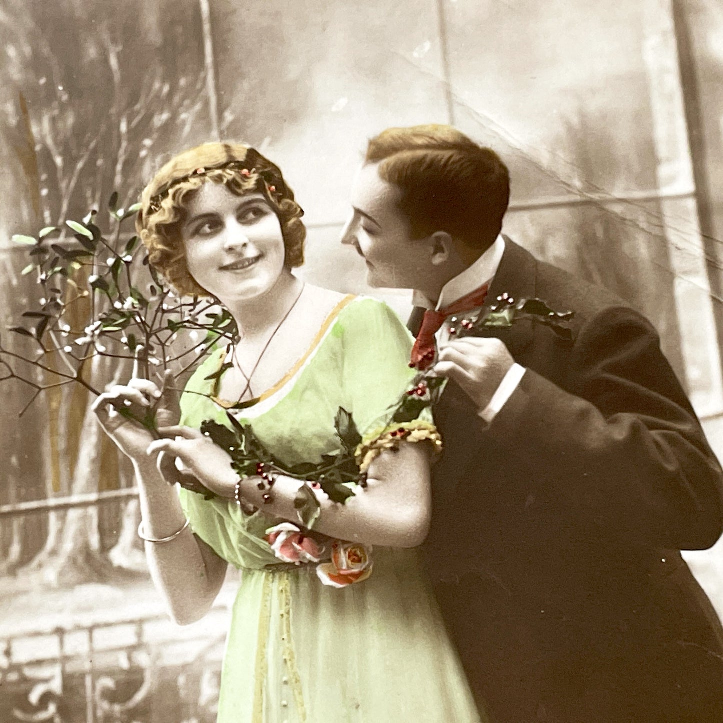 1900s - Vintage French Bonne Année Postcard - Hand Tinted Edwardian Couple - Romantic New Year Greeting Card - Antique Ephemera