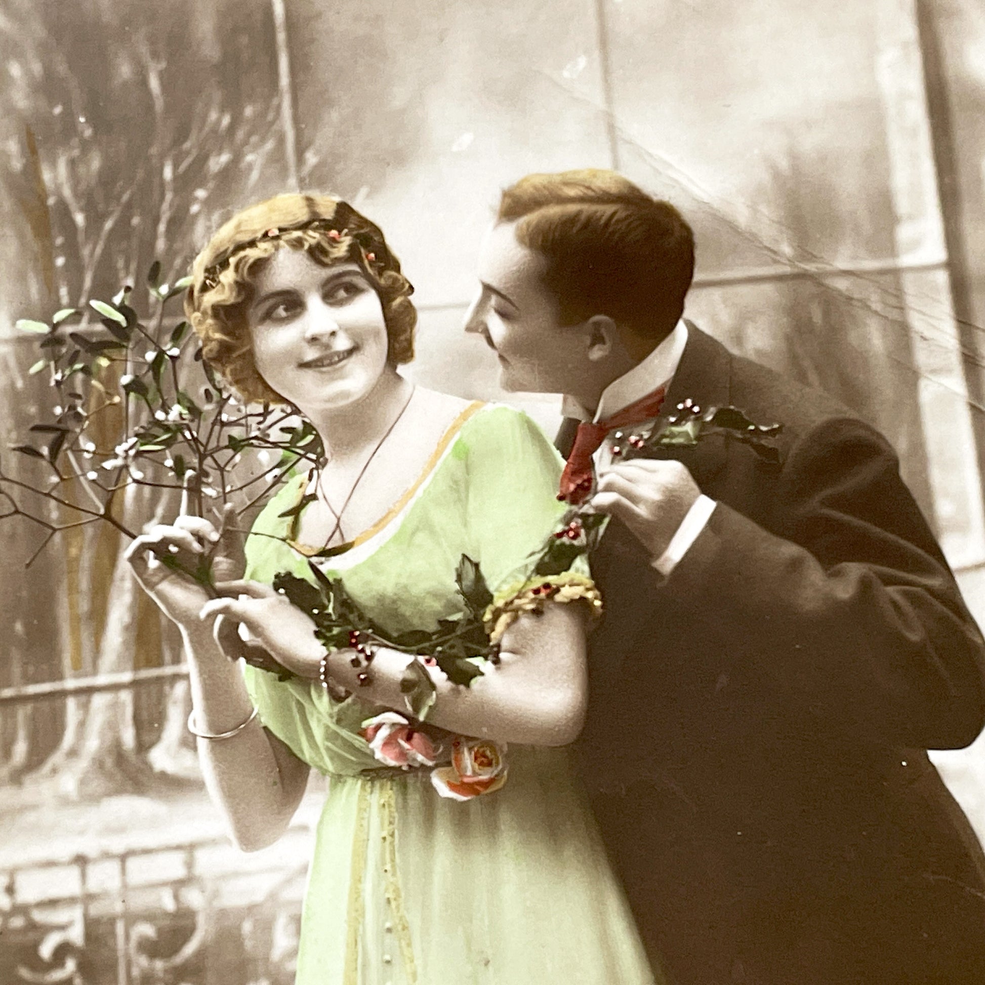 1900s - Vintage French Bonne Année Postcard - Hand Tinted Edwardian Couple - Romantic New Year Greeting Card - Antique Ephemera