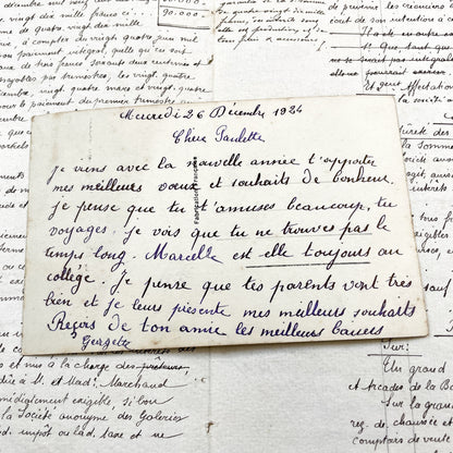 1920s - Vintage French Romantic Postcard - Couple on Moon Anchor Seascape - Art Nouveau Era - Serene Coastal Scene - Antique Paper Ephemera