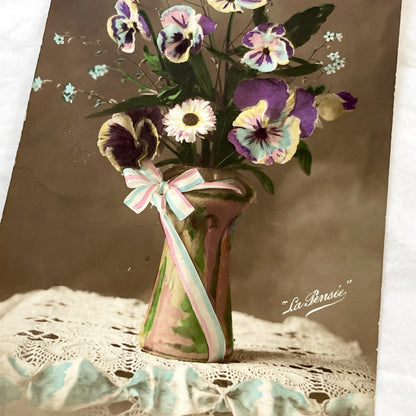 1910s - Vintage French Postcard - Hand Tinted Pansy Bouquet Vase Lace - Romantic Floral Art Deco Era Ephemera - Collectible Memorabilia