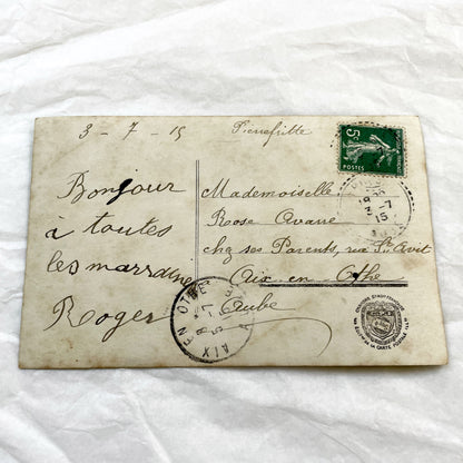 1910s - Vintage French Postcard - Hand Tinted Pansy Bouquet Vase Lace - Romantic Floral Art Deco Era Ephemera - Collectible Memorabilia