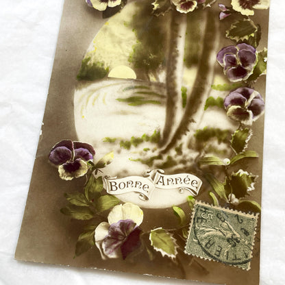 1910s - French Belle Epoque New Year Postcard - Embossed Pansies - Vibrant Floral Art Deco Design - Vintage Collectible Greeting Card
