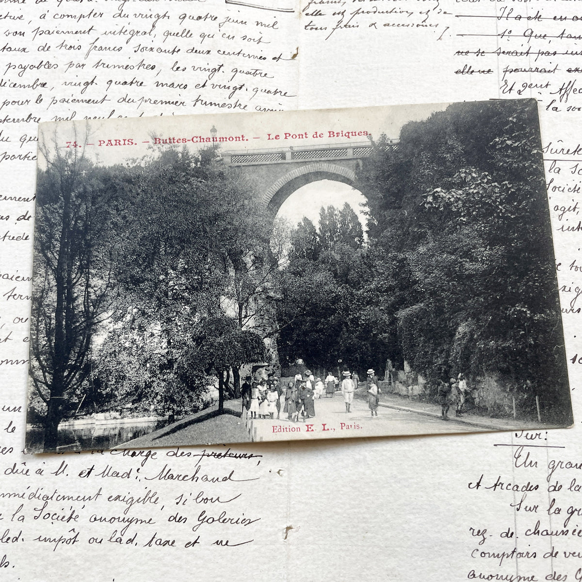 1900s - Vintage Postcard - Paris Buttes-Chaumont Park - Le Pont De Briques - Historic French Architecture - Early 20th Century Scene