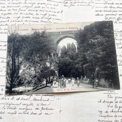 1900s - Vintage Postcard - Paris Buttes-Chaumont Park - Le Pont De Briques - Historic French Architecture - Early 20th Century Scene