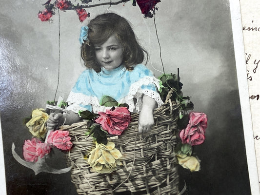1910s - Vintage French Postcard - Hand-Colored Child Portrait - 'Je Pense Vous' Balloons - Sentimental Ephemera Decor - Antique Paper
