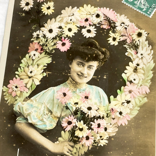 1900s - French Belle Epoque Good Luck Postcard - Young Woman Floral Wreath Portrait - Hand-Colored Daisies - Antique collectible