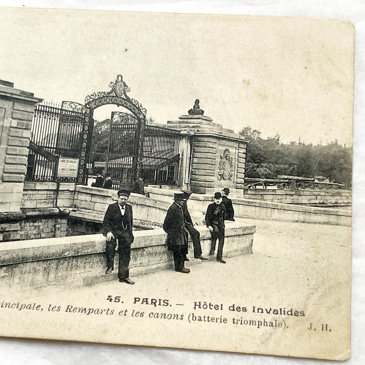 1900s - Vintage Postcard - Paris Hôtel des Invalides Main Entrance - Historic Remparts Cannons - Napoleonic French Landmark View