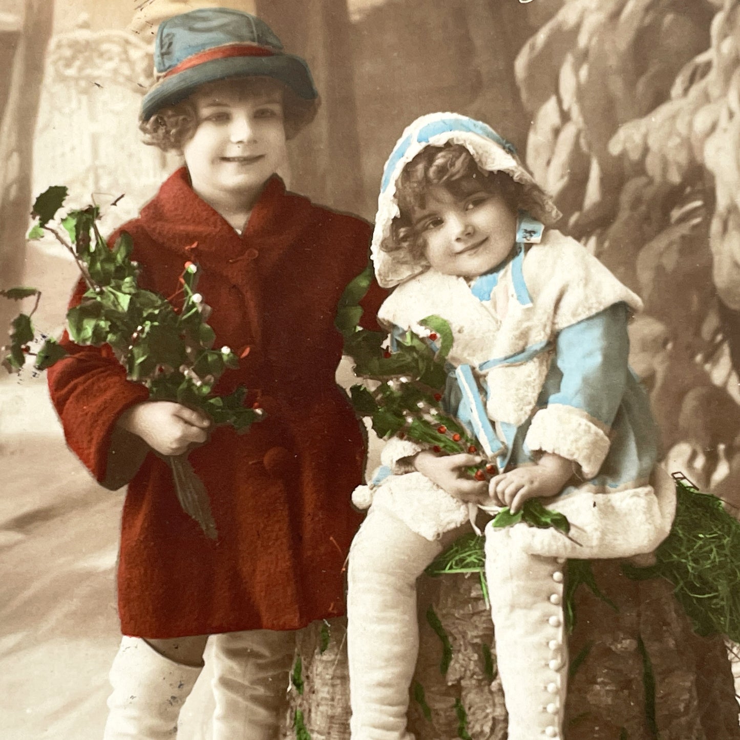 1900s - Antique French New Year Postcard - Charming Children in Winter Scene - Hand-Colored Sepia Photograph - Dix Paris