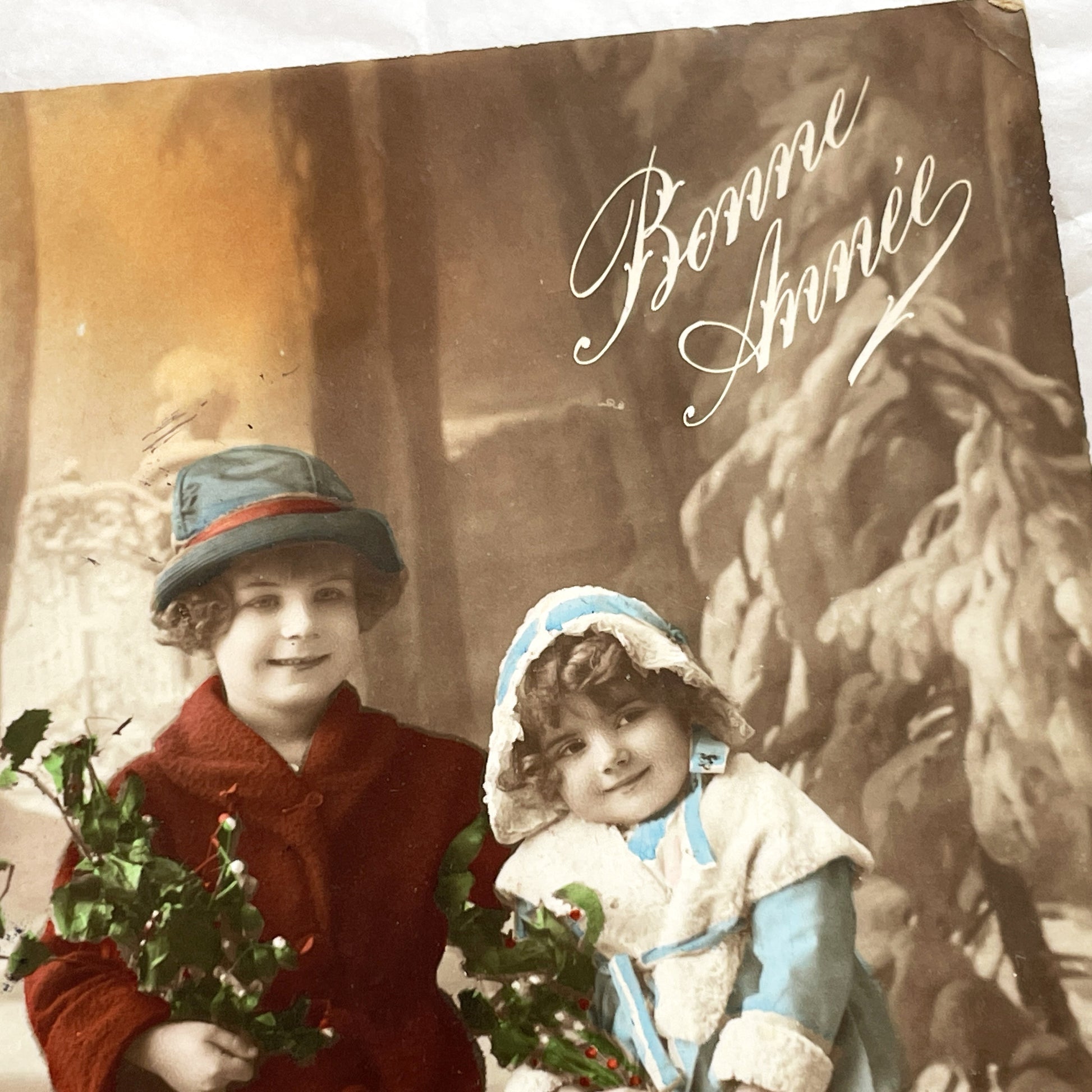 1900s - Antique French New Year Postcard - Charming Children in Winter Scene - Hand-Colored Sepia Photograph - Dix Paris