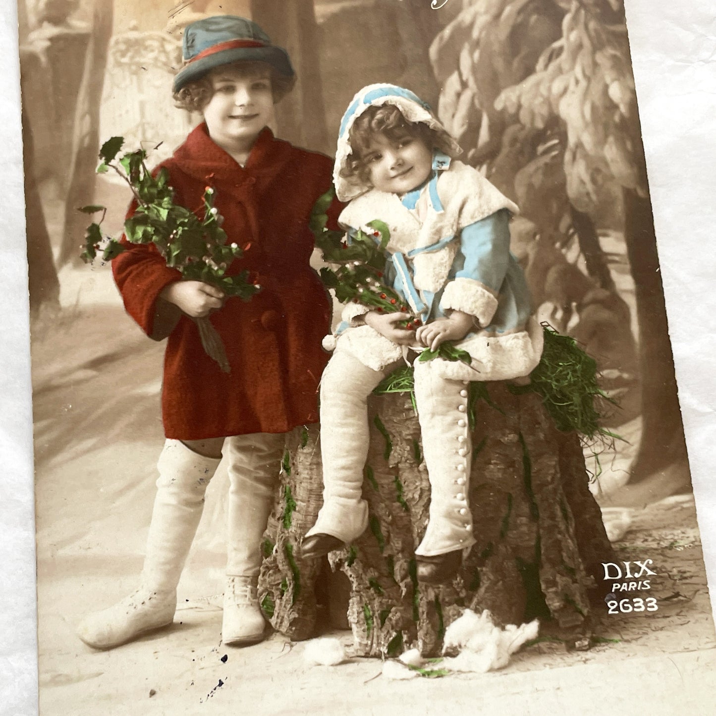 1900s - Antique French New Year Postcard - Charming Children in Winter Scene - Hand-Colored Sepia Photograph - Dix Paris