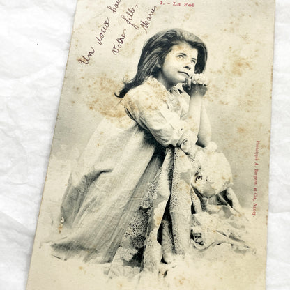 1900s - Antique French Postcard - Praying Child Portrait - La Foi Religious Ephemera - Bergeret Nancy - Handwritten Message - Vintage Photo