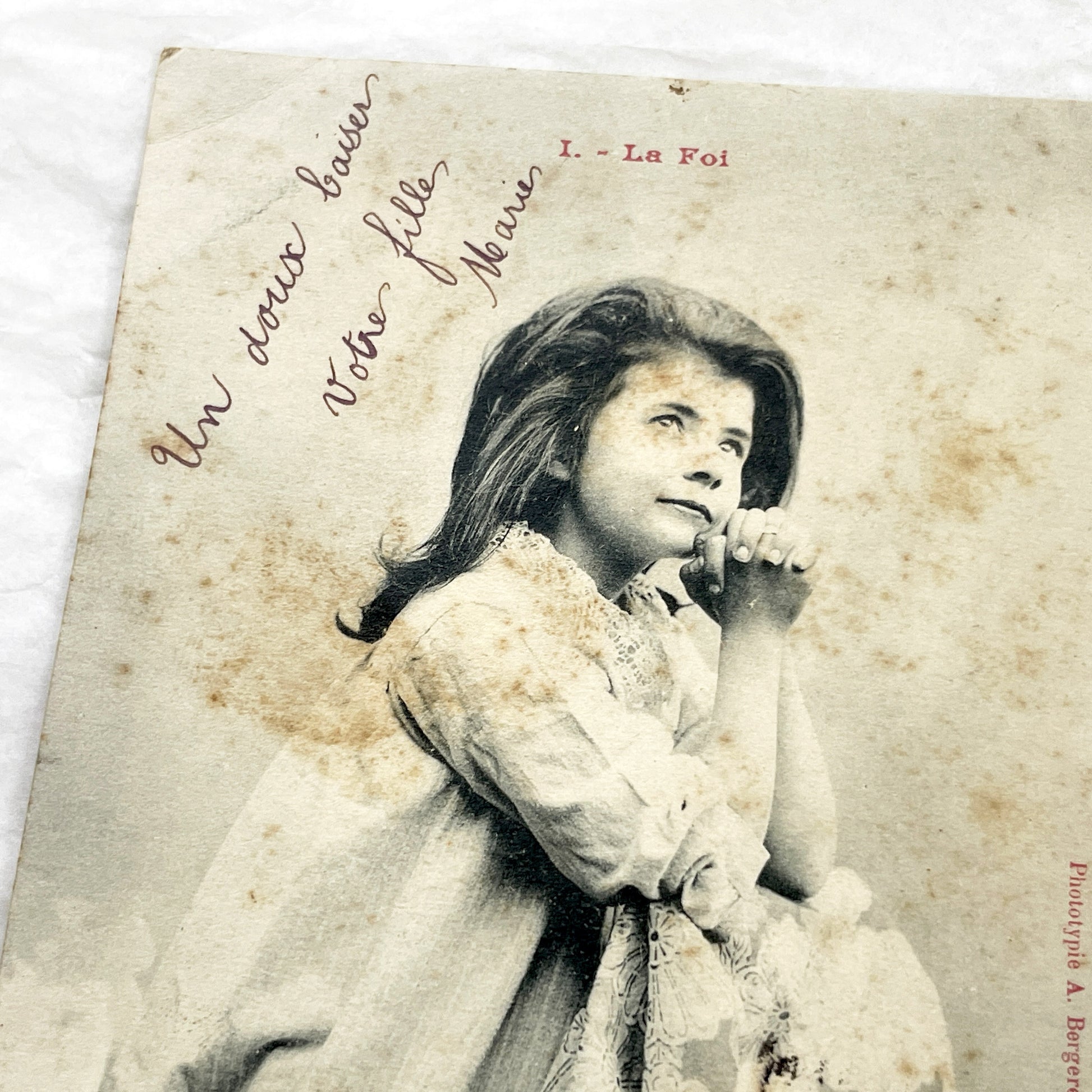 1900s - Antique French Postcard - Praying Child Portrait - La Foi Religious Ephemera - Bergeret Nancy - Handwritten Message - Vintage Photo