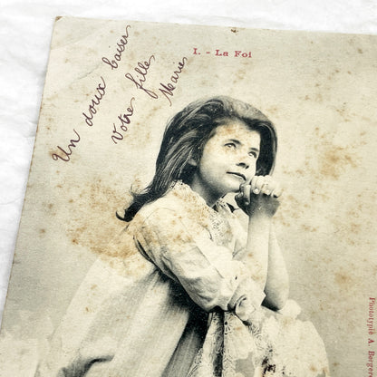 1900s - Antique French Postcard - Praying Child Portrait - La Foi Religious Ephemera - Bergeret Nancy - Handwritten Message - Vintage Photo