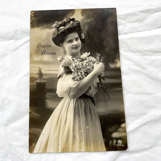 1910s - Vintage French Postcard - Elegant Woman - New Year Greeting Card - Sepia Tone - Floral Bouquet - Edwardian Era Charm