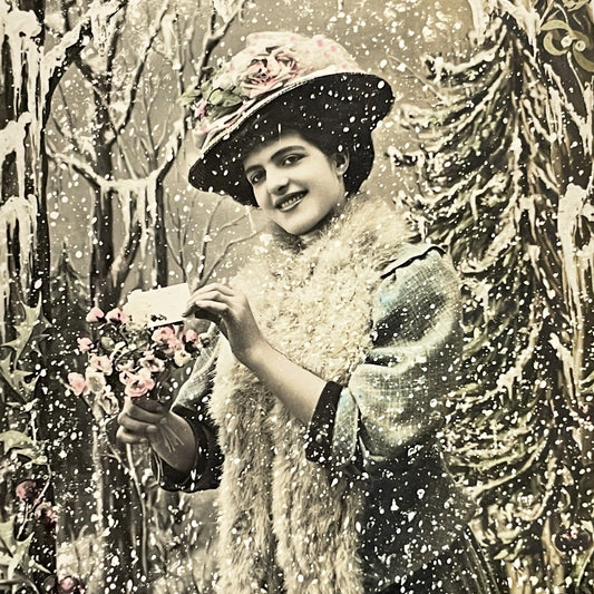 1900s - French Happy New Year Postcard - Edwardian Woman Snowy Scene - Antique Holiday Greeting Card - Belle Epoque - Charming Collectible