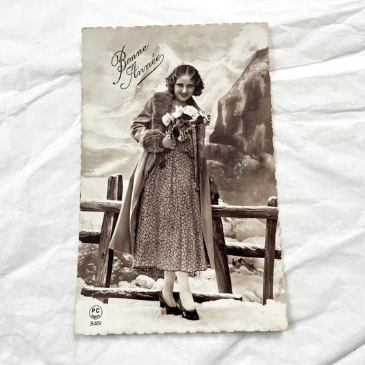 1930s - Vintage French New Year Postcard - Elegant Woman Fur Coat Snowy Mountains - Art Deco Fashion Glamour - Pc Paris 3461