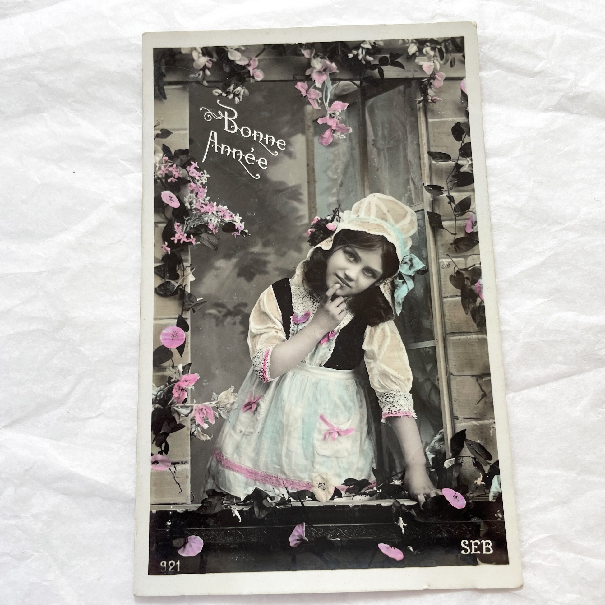 1900s - Antique French Bonne Année Postcard - Hand-Tinted Portrait Of Thoughtful Young Girl In Traditional Dress - Early 20th Century Charm