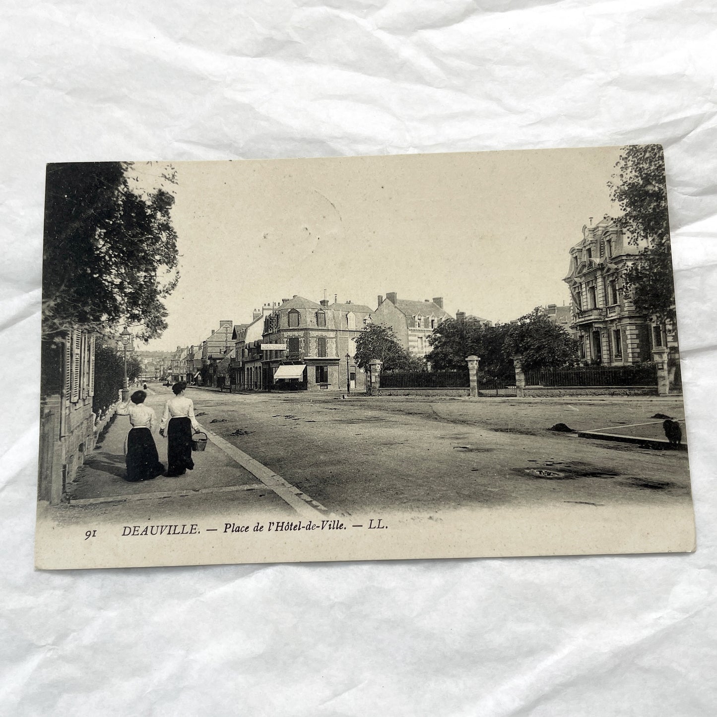 1900s - Deauville France Town Hall Square Vintage Postcard - Historic City View - Old French Architecture - Women Walking Street Scene