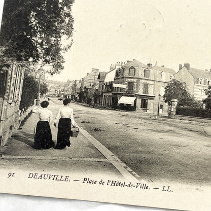 1900s - Deauville France Town Hall Square Vintage Postcard - Historic City View - Old French Architecture - Women Walking Street Scene